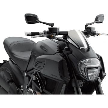 Rizoma Diavel Ön Cam Siyah ZDM105B