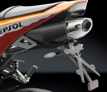 Rizoma Universal Fox Plakalık PT100B